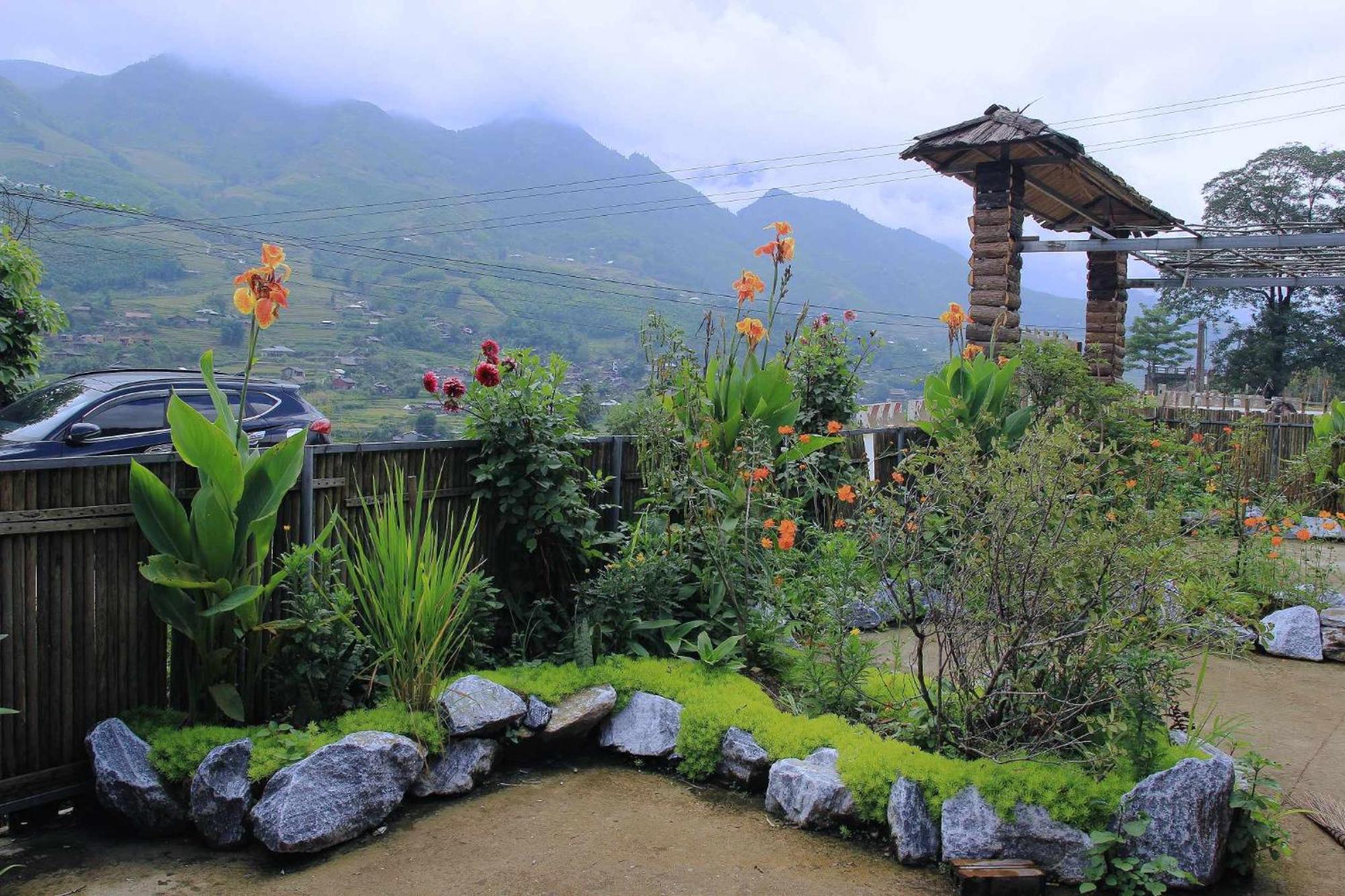 Surelee House And Trekking Hotel Sa Pa Exterior photo